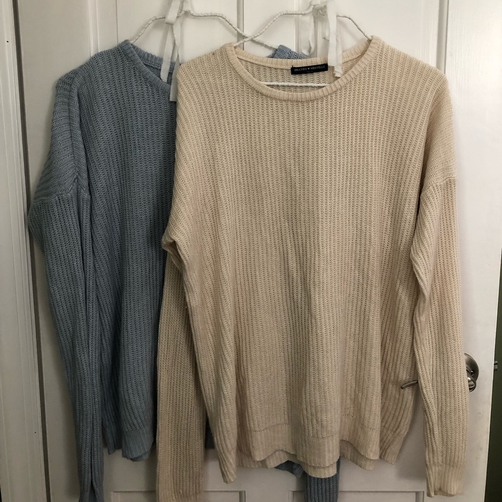 Brandy Melville knitted sweaters